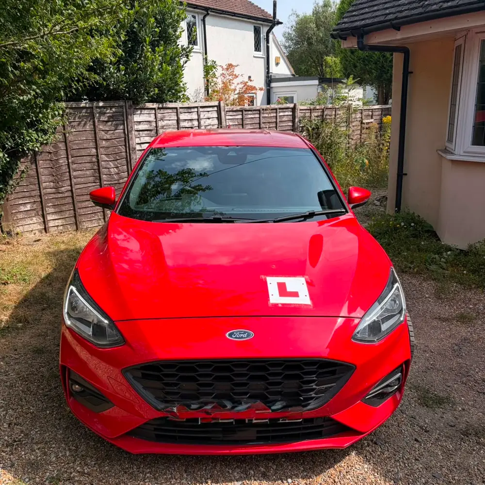 Ford Focus — new windscreen fitted